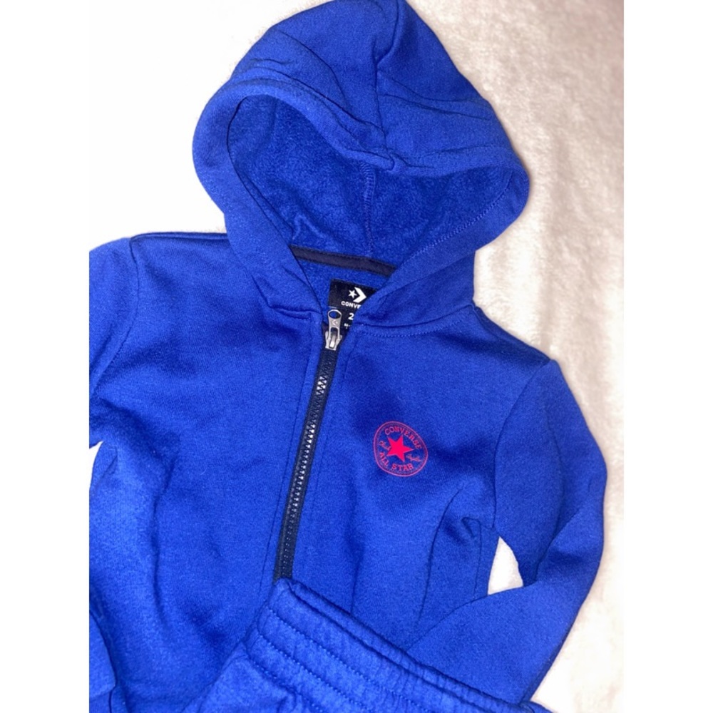 Converse sweatsuit